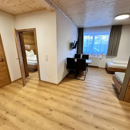 Alpin 102 Apartment *